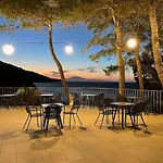 Apart-hotel Celia 3*