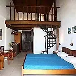 Apart-hotel Celia 3*