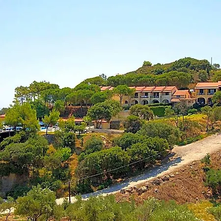 Aparthotel Celia