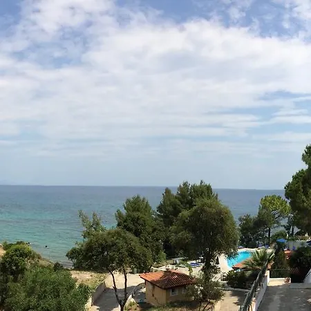 Celia 3* Vasilikí